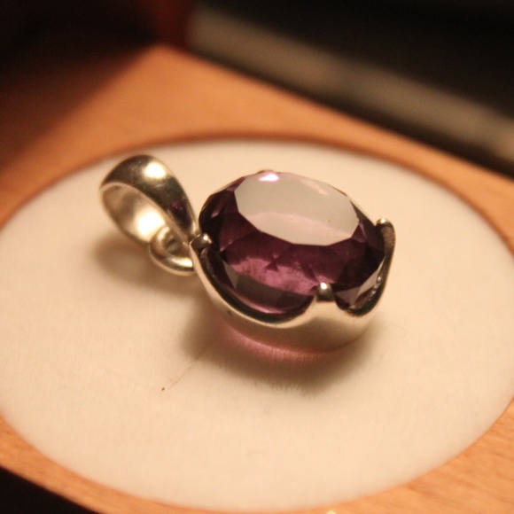 **NEW** Gorgeous Amethyst Pendant - Picture 7 of 8